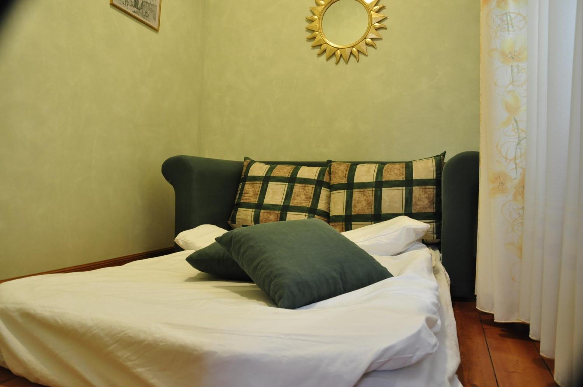 Hotel Du Herrenstein 讷维莱尔－莱萨韦讷 客房 照片