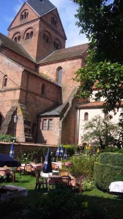 Hotel Du Herrenstein 讷维莱尔－莱萨韦讷 客房 照片
